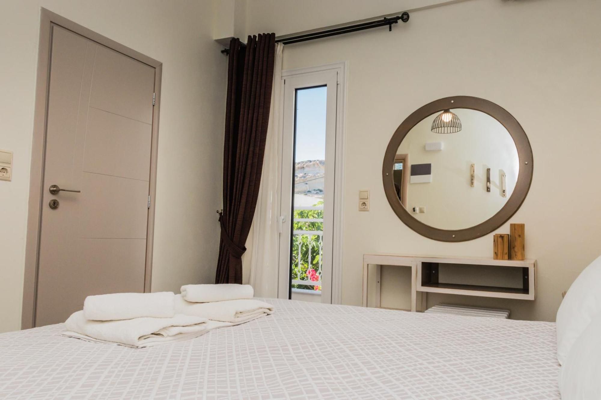 Hotel Sunshine Matala Buitenkant foto